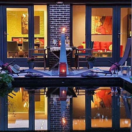 Downtown Hideaway, B&B Grand Deluxe ไอนด์โฮเวน ภายนอก รูปภาพ