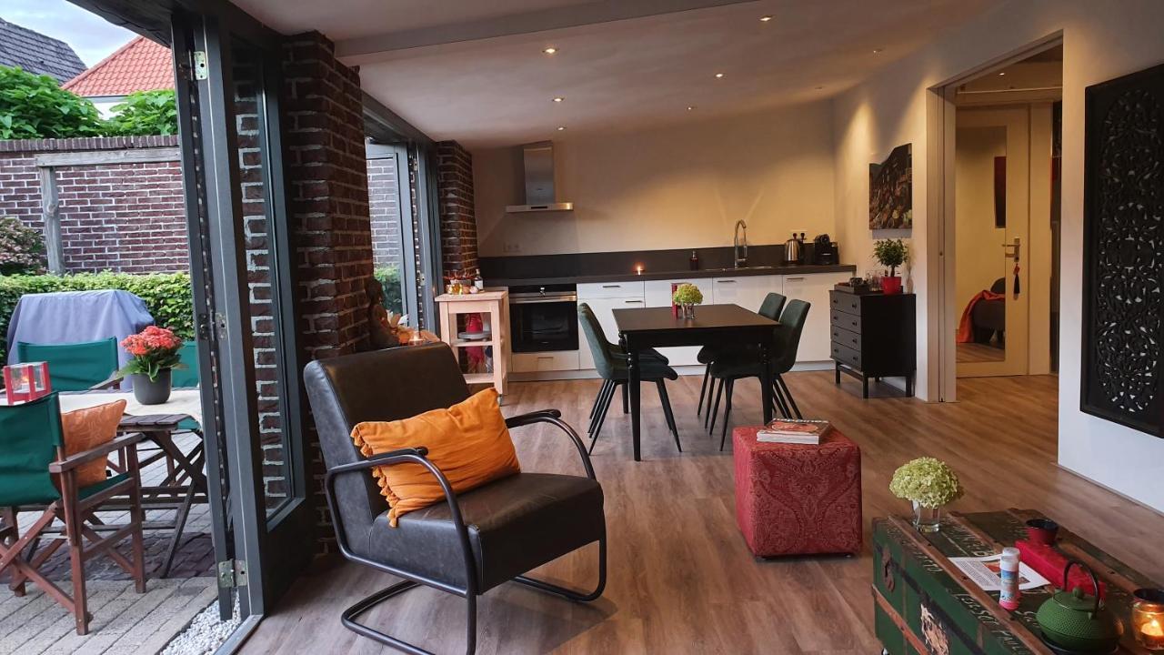 Downtown Hideaway, B&B Grand Deluxe ไอนด์โฮเวน ภายนอก รูปภาพ